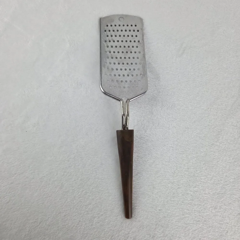 Vintage Stainless Steel Hand Grater Bakelite Handle Kitchen Utensil 9.75